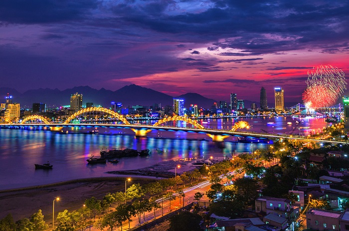 Cầu Rồng - Biểu tượng của thành phố Đà Nẵng